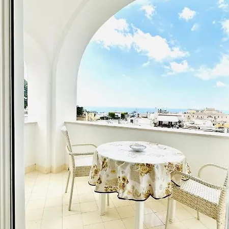 Penzion La Zagara By Caprirooms