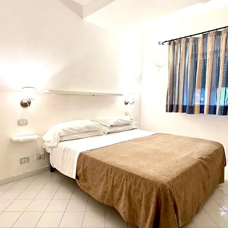 La Zagara By Caprirooms Konukevi 3*