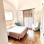 La Zagara By Caprirooms بيت ضيافة