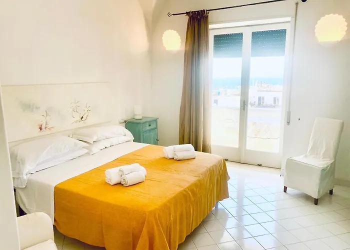 Πανσιόν La Zagara By Caprirooms