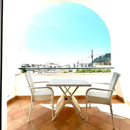 La Zagara By Caprirooms Konukevi Capri